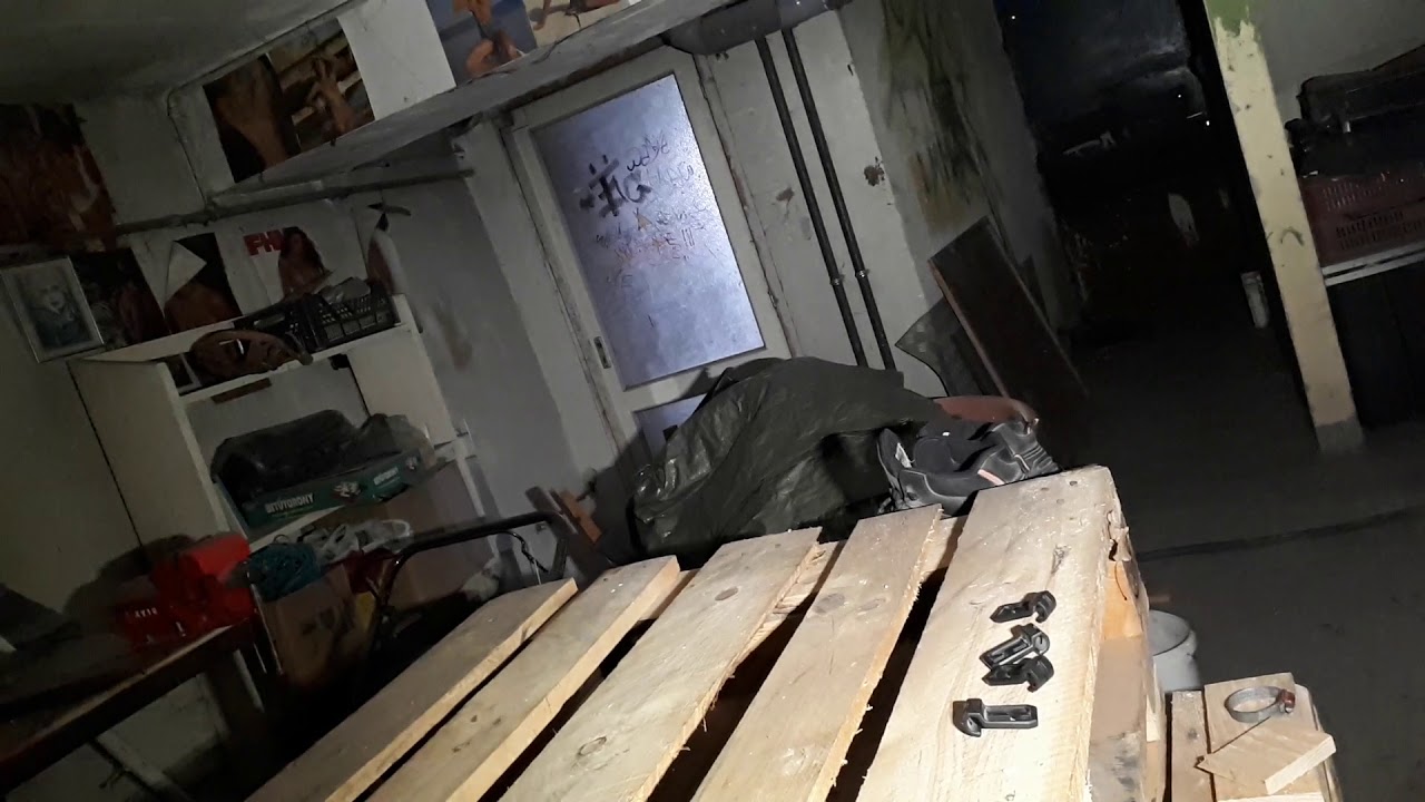 Milwaukee L4HL Újratölthető fejlámpa