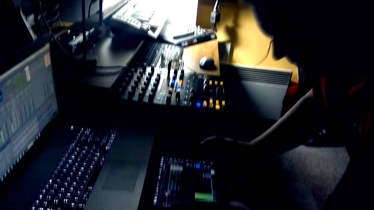 Midi sync Traktor and Ableton (2 PC's,win 7) - YouTube