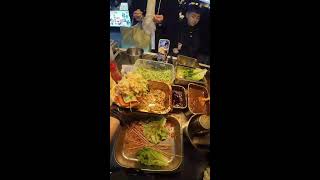 First-Person Giant Bun Build | Crispy Flatbread with Chicken &amp; Sauce | No Commentary