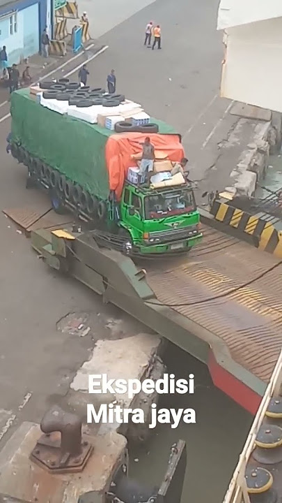 truk ekspedisi mitra jaya terlambat masuk KM Mila utama #truck#trukekspedisi #trukmania#truktronton