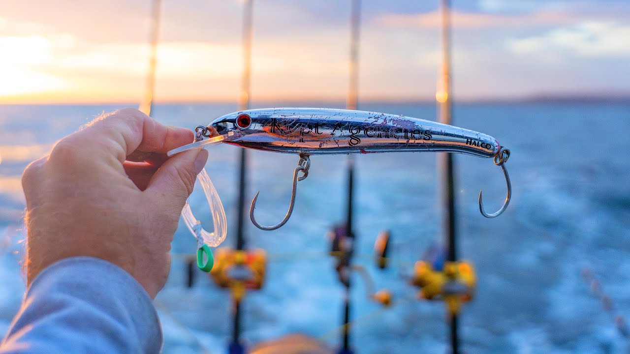 Best lures for Trolling # 7 - 2 hard lures on 1 Line - Using a two-lure rig  