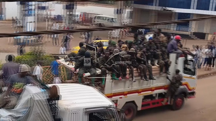 Congolese soldiers seen circulating in Bukavu as M23 rebel group advances into South Kivu