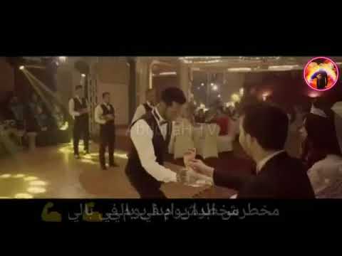 اسف يوم زفافك مقدرتش افرح زيهم