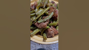 Simple and delicious pork stew with green beans 豬肉燉豆角
