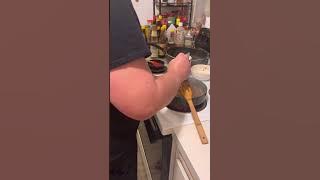 Thtr201 demonstration video. “Ground pork with bean sprout over rice ”