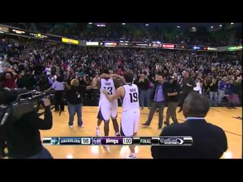 Tyreke Evans hits an unbelievable buzzer-beater