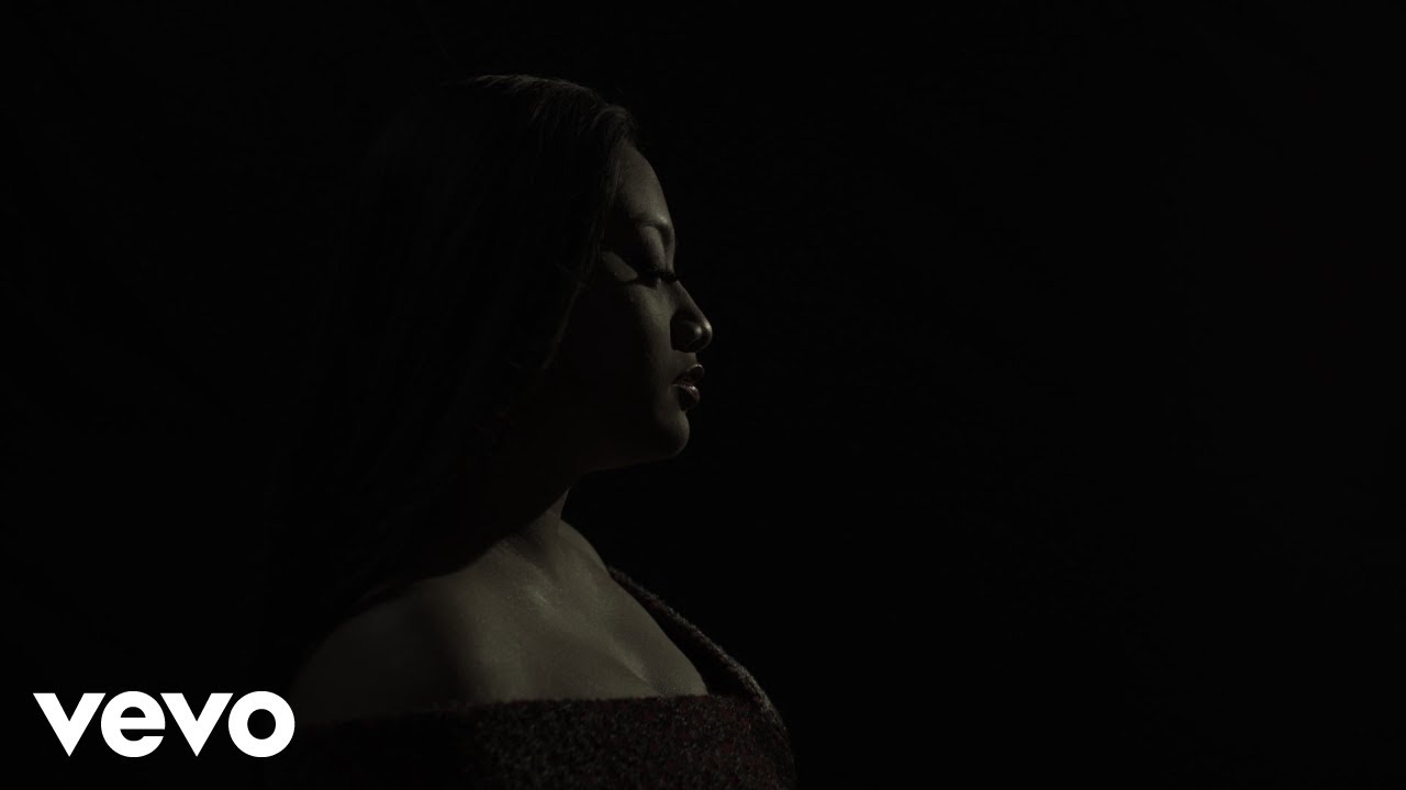 Maria Simorangkir - Yakin Bahagia (Official Music Video)