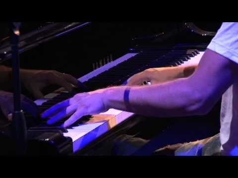 Just Dreaming (Live) - Tom Wehrle