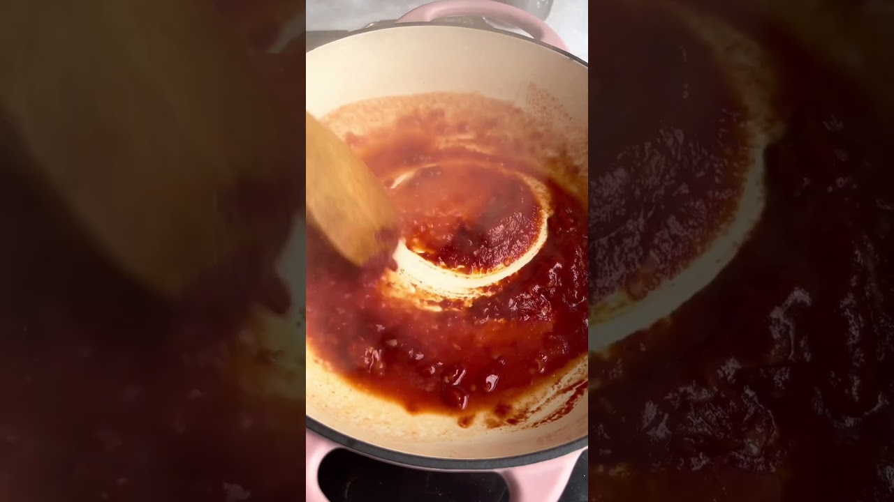 Creamy baked gnocchi alla vodka, a one-pot minimal ingredient delight. Ep 1 of One Pot Veggie