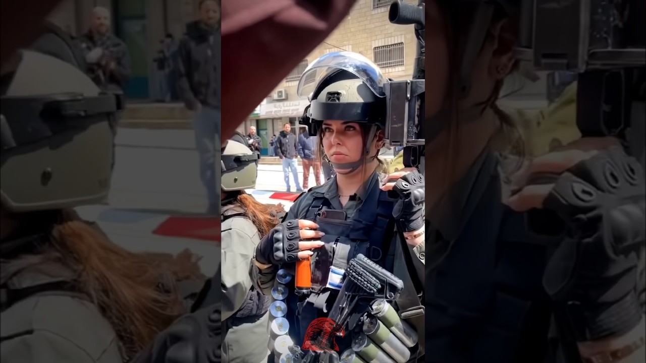 Military protecting people🏅 