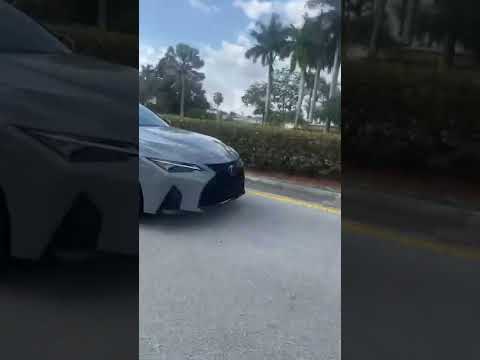 Hellcat vs Lexus IS 500 F SPORT Performance