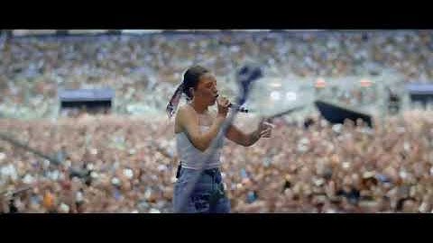 way maker official live video feat priscilla alcantara holy ground jeremy riddle