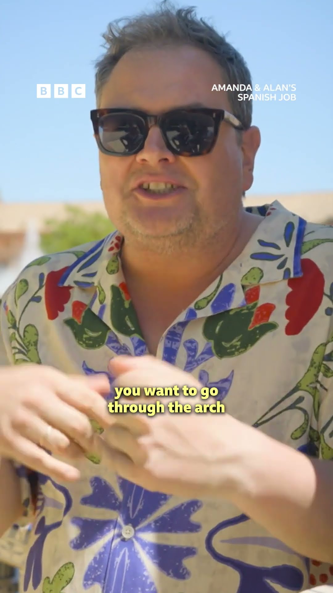 Alan Carr: Putting the arch in architecture - BBC