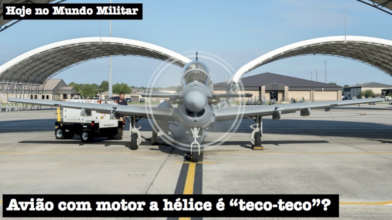 Avião com motor a hélice é 