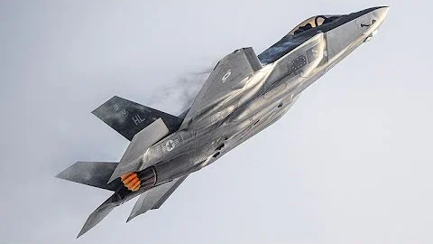 Reworked F-35 Pitched As ‘Bridging Fighter’ Ahead Of F-47