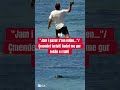 "Jam i pasur s'ma ndjen..."/ Çmendet turisti! Godet me gur fokën e rrallë 