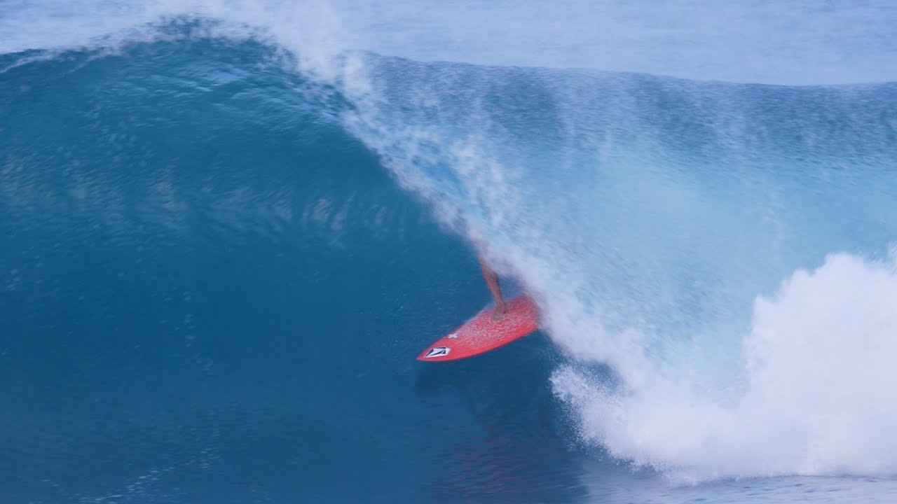 Slow Motion Perfection Surfers Getting Barrelled during a surf contest. YouTube
