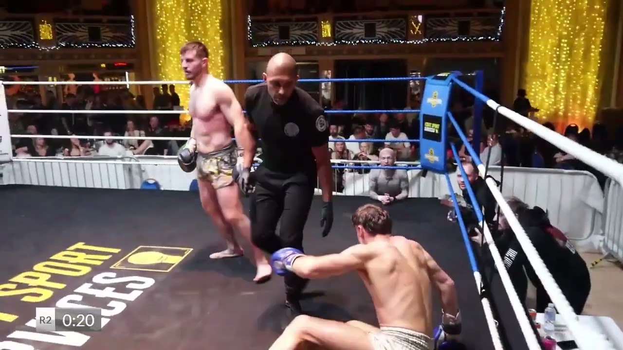 Jordan Kerr vs Cameron Cook