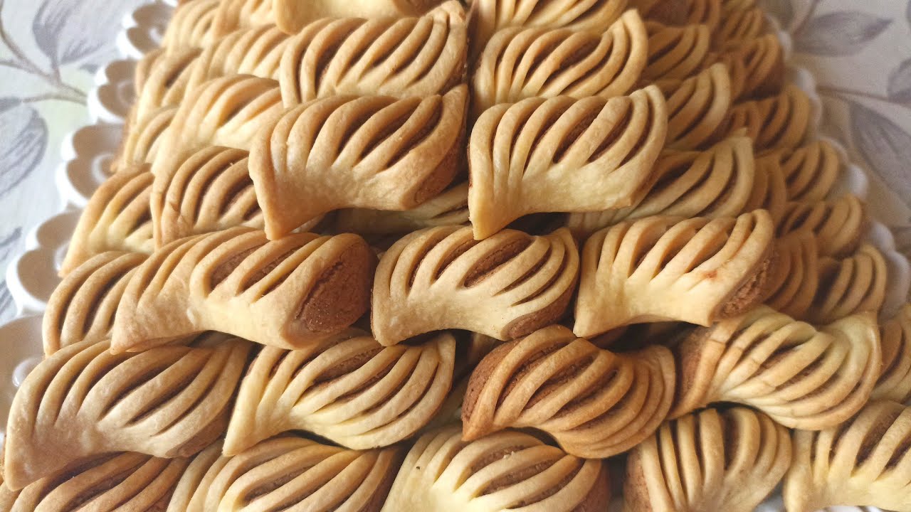 حلوة المفلحة بالكاوكاو بلا مراشم بطريقة سهلة وبسيطة غدوقي احسن حلوة😋 في هدا لعيد🥳