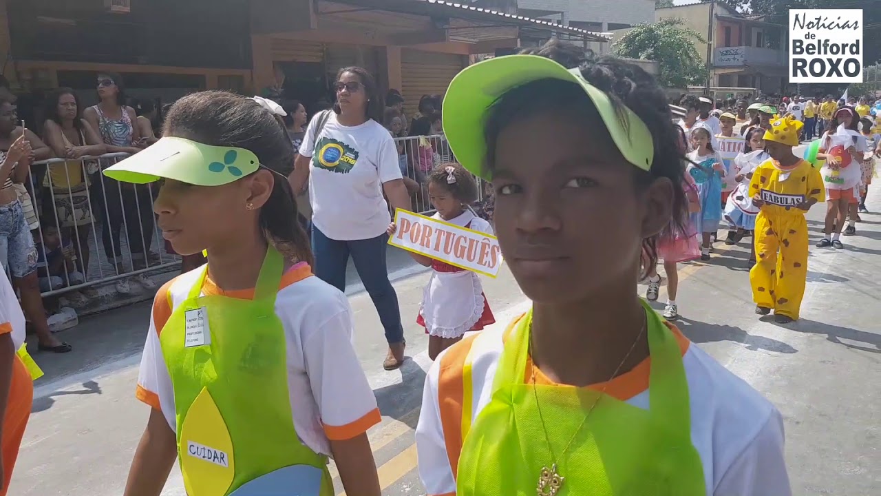 Compacto do Desfile Cívico do Parque São José, em Belford Roxo - YouTube