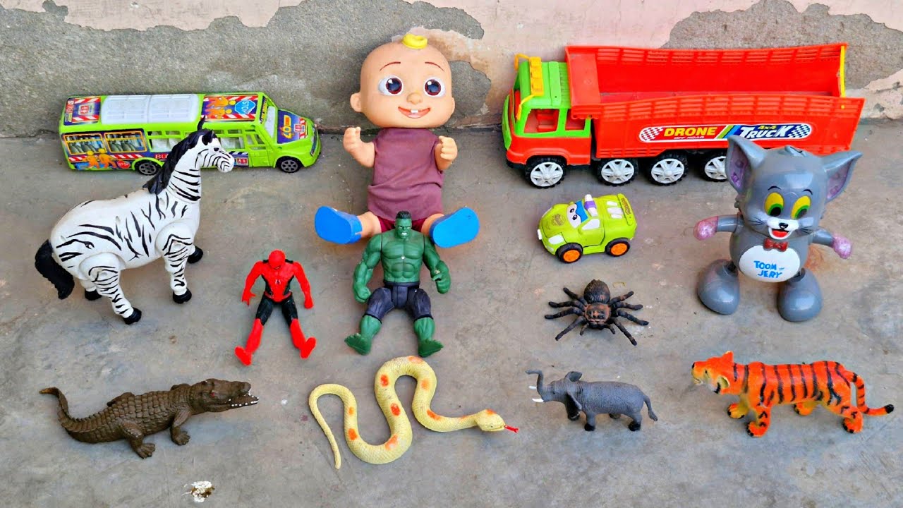 Spiderman or Hulk Tractor me ghoomne gaye or Jangli jaanwaro ko bhaga diya ! Gadi wala Cartoon Video