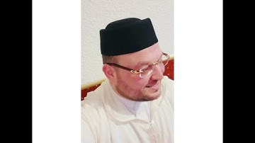 القارئ نورالدين بوغلاب يؤم المصلين في صلاة التراويح بمسجد عمر في المانيا