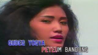 Bandung Yogya Evie Tamala / Jhonny Iskandar