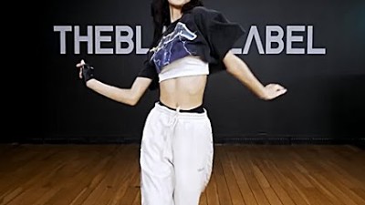 Shoong! LISA Dance Part