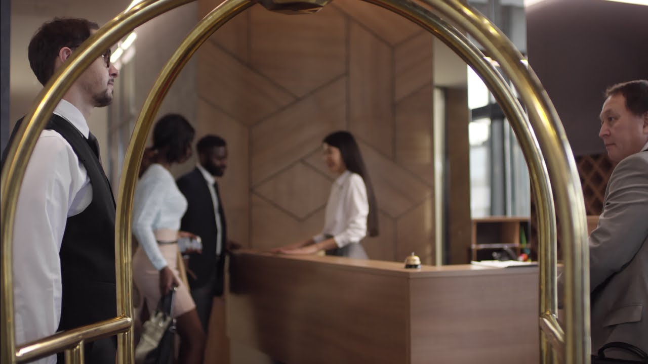 Aspiring Hospitality manager?  Get professional qualifications with CTH