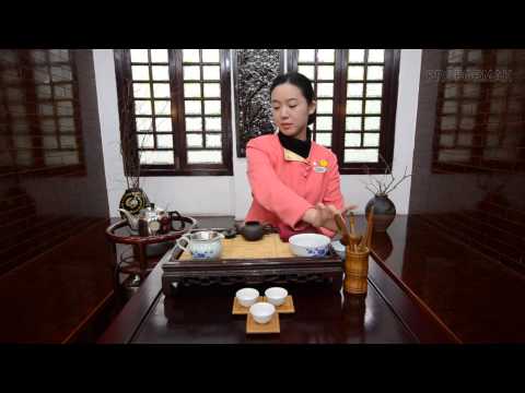 Wideo: Jak Zrobić Herbatę Po Chińsku