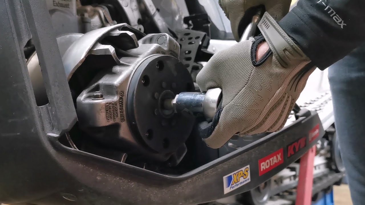 Spark Test, TRA Clutch Removal Skidoo sled MXZ 600RS YouTube