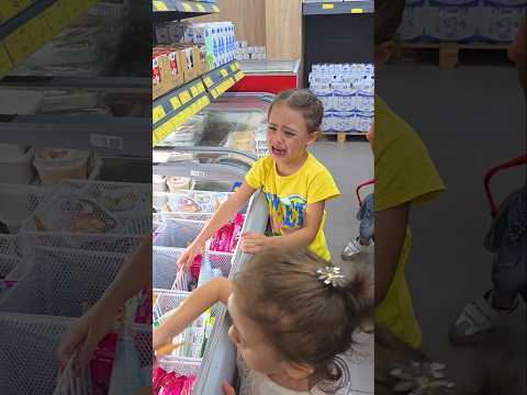 غزل اخدت كلشي لون اصفر بدقيقه تحدي بكاها