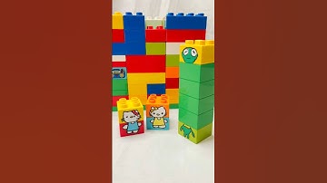 Excuse me BRUH ! Hello Kitty on LEGO DUPLO Blocks