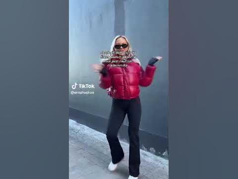 Red Moncler pufferjacket - YouTube