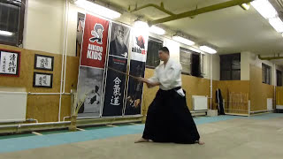 kihon tsuki happo tatte boken/ sword [TUTORIAL] basic Aikido weapon technique 合気剣 合気剣