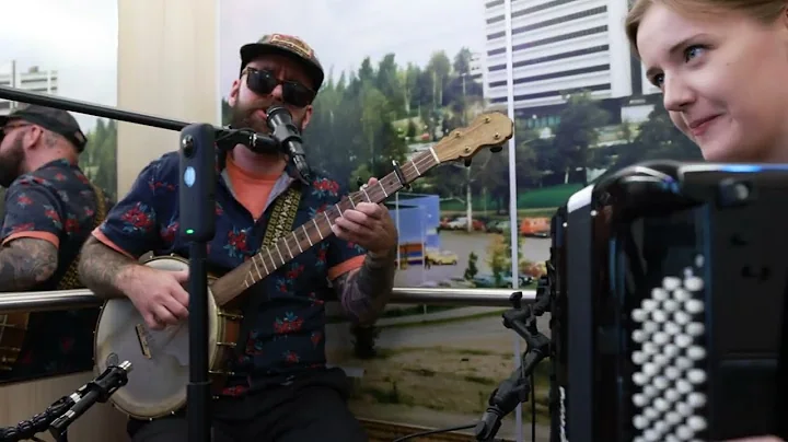 Juuri Live presents: Slack Bird - Darling Cory