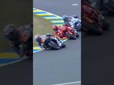 THIS battle for the lead ⚔️ (w/ Marc Marquez & Fabio Quartararo) #motogp