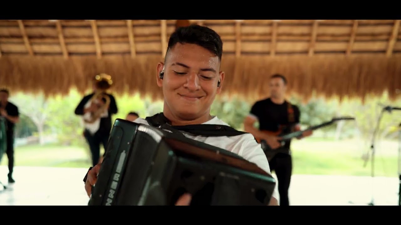 Mosaico Corralero - @MoiseEspinosa & @AndresLopezGual