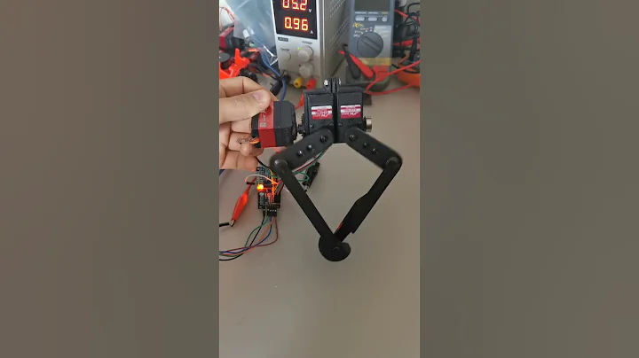 Quadruped Robot Leg Test
