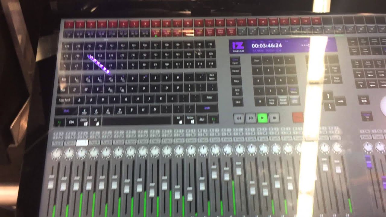 iZ Booth - NAMM 2015