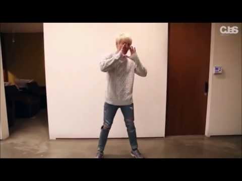 준쮸 선생님 (Teacher Junjjyu) - Teaching fans how to dance to his songs!