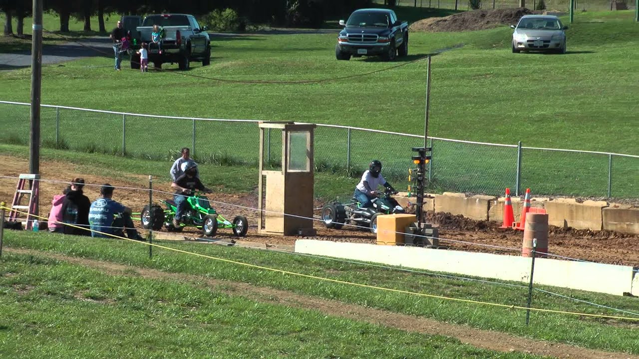 Go Broke Racing - October 16, 2011 - Green Banshee vs. Snow Mo Hybrid - HD