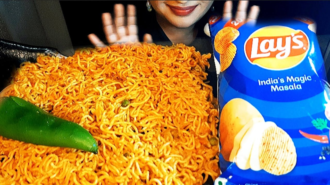 ASMR EATING 3 PACKETS OF SPICY MAGGI NOODLES, CHILLI PEPPER, LAYS CHIPS | #mukbang #bigbites #asmr 