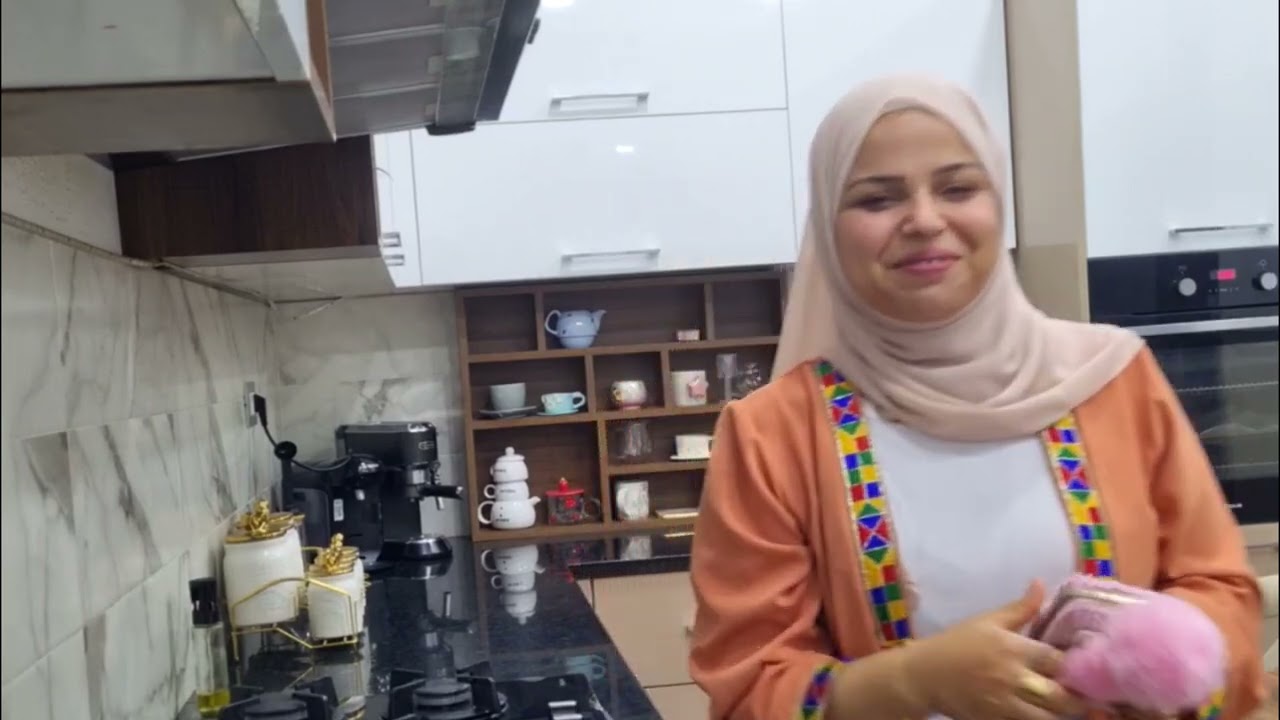 قص علينا زوجي يحتفل معاكم بعيد زواجنا  و اجاو نهزكم لبلاصة من كلامهم بركا متمنيت