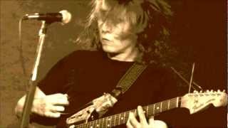 Ty Segall - Johnny