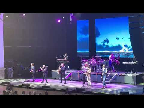 Chicago singing (I’ve