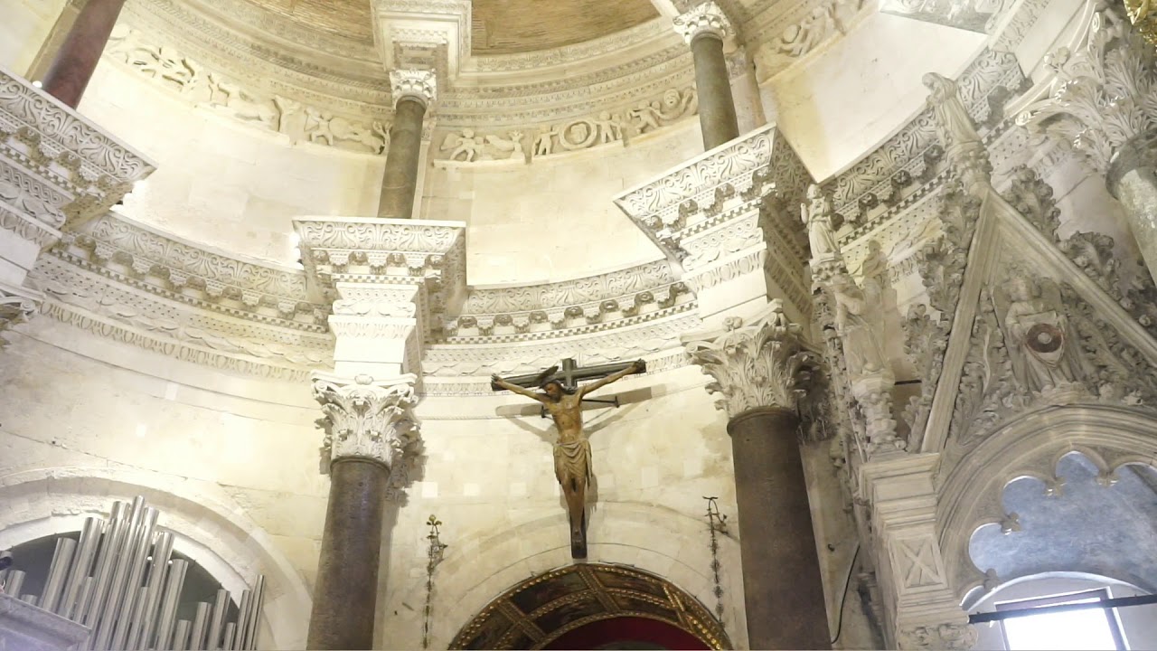 USKRS - Sveta Misa iz Katedrale Sv. Dujma (UŽIVO)