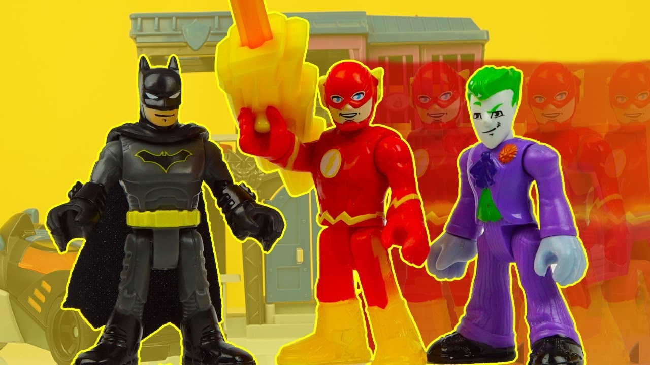 FLASH saves BATMAN from JOKER batman superhero toys video
