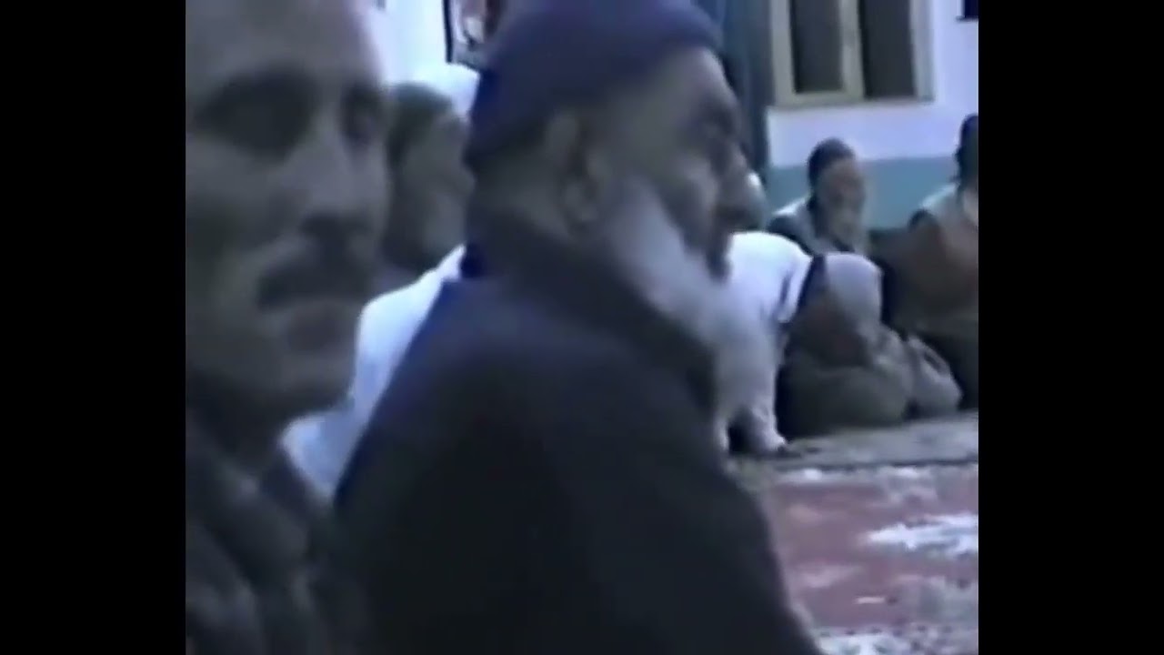 İbrahim İpek Efendi Anısına. zikredenler bir meclise uğradı.Çorum Sungurlu yeşilova(Büyük kızıl)köyü