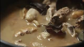 Confinement chicken wine soup 鸡酒 | A Cantonese recipe from my mom